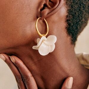 Elegant Gold and White Floral Hoop Earrings